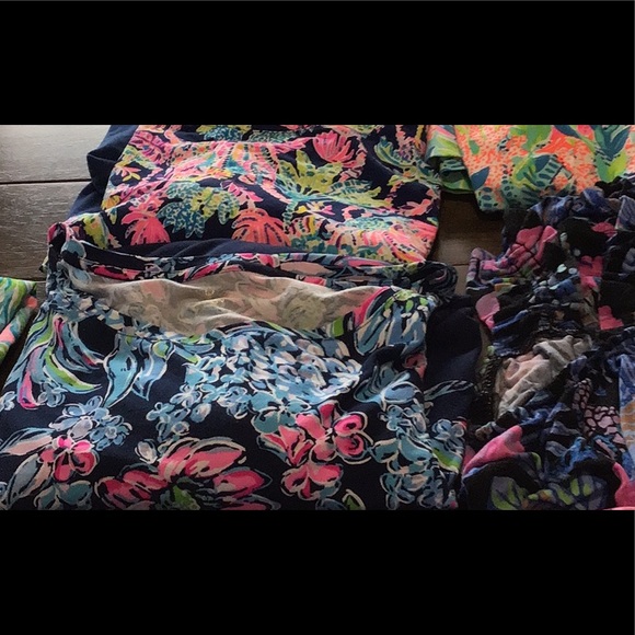 Lilly Pulitzer Vibrant Pink and Blue Patterned Fabric - Picture 2 of 4